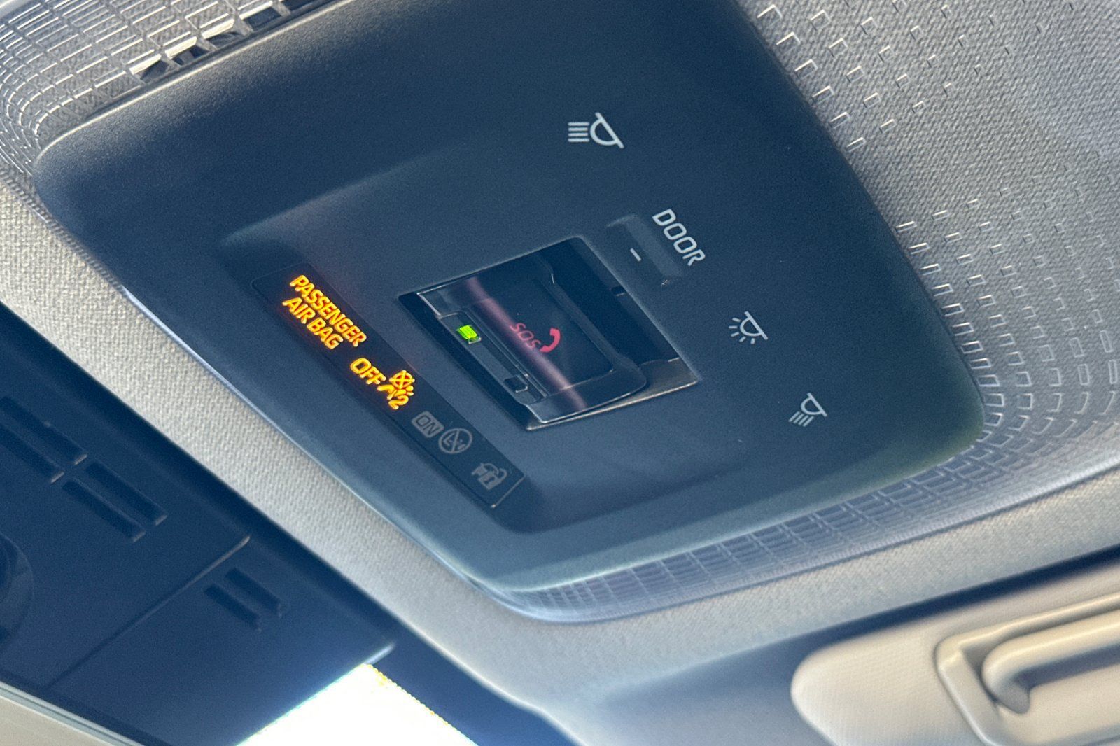 Certified 2026 Toyota Prius Plug-In Hybrid FWD image 25