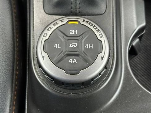 Used 2023 Ford Bronco Badlands w/ Sasquatch Package AWD/4WD image 37