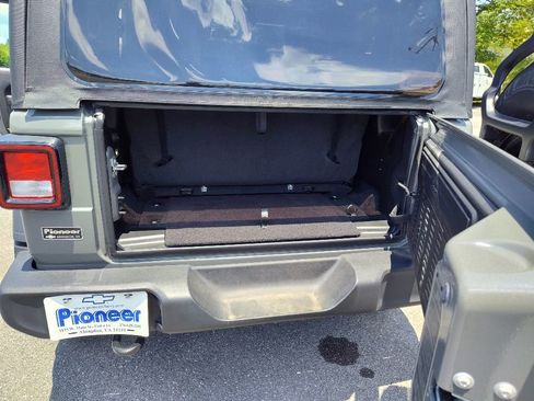Used 2023 Jeep Wrangler Sport image 12