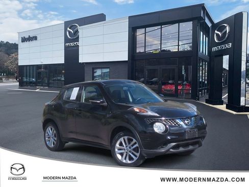 Used 2015 Nissan Juke S AWD/4WD image 1