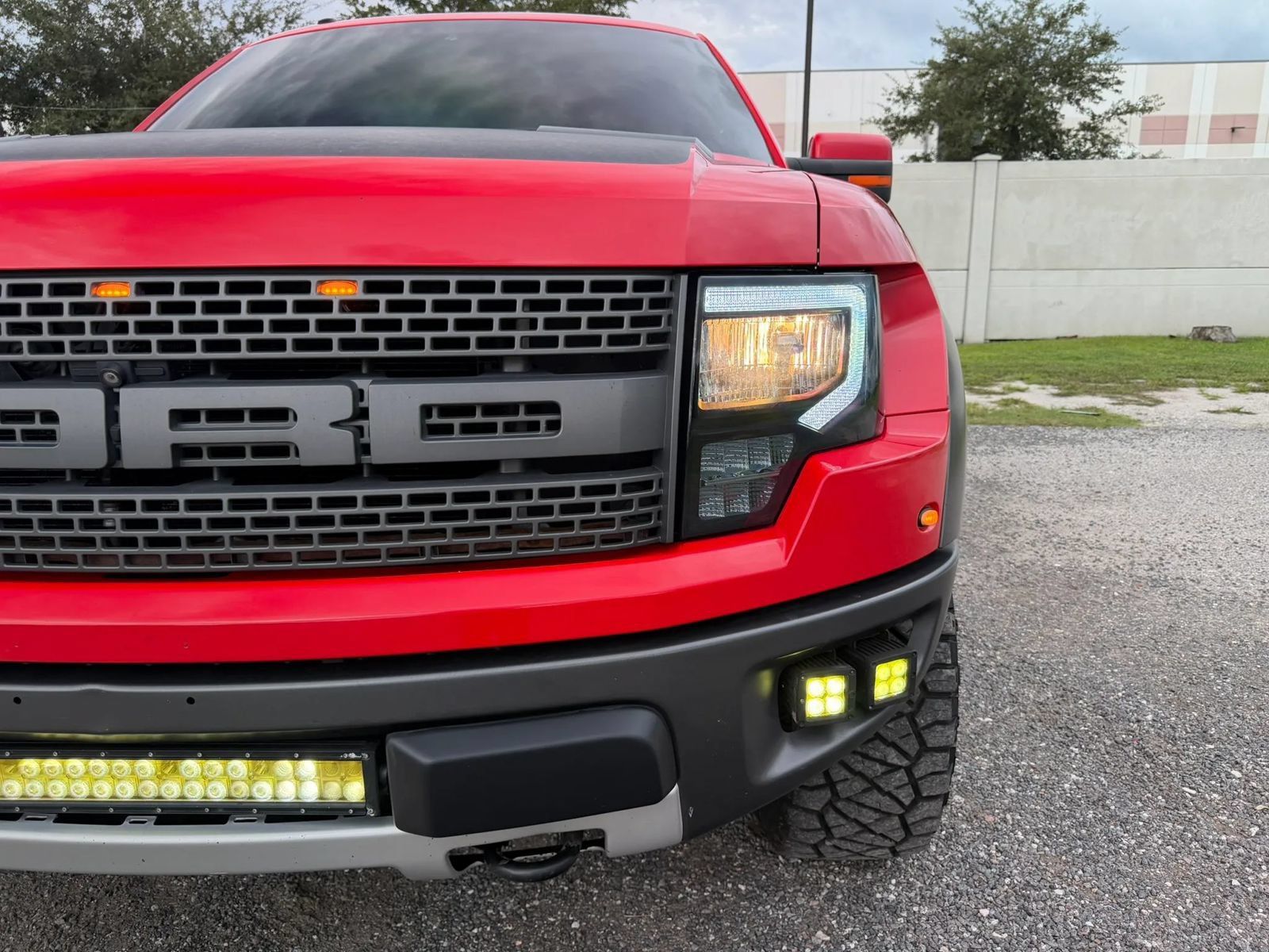 Used 2012 Ford F150 Raptor w/ SVT Exterior Graphics Pkg AWD/4WD image 27