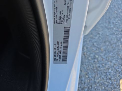 New 2026 RAM 1500 Laramie w/ Night Edition AWD/4WD image 40