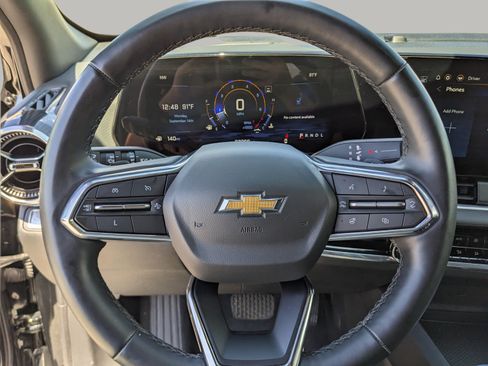 Used 2025 Chevrolet Equinox LT w/ Convenience Package II FWD image 33