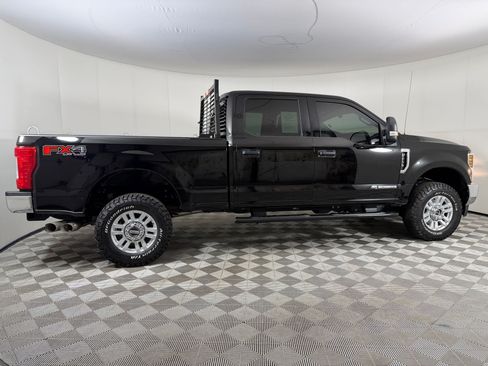 Used 2018 Ford F250 XLT w/ XLT Value Package AWD/4WD image 8