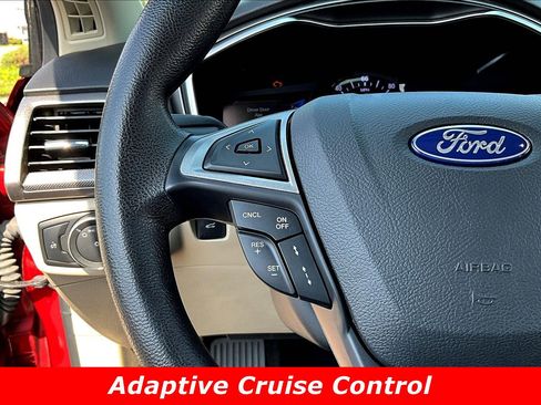 Used 2019 Ford Fusion SE image 12