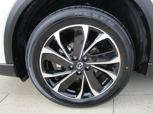 Used 2023 MAZDA CX-5 AWD 2.5 S w/ Premium Package image 32