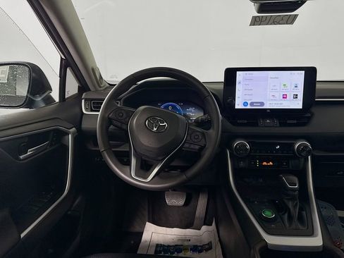 Used 2024 Toyota RAV4 Limited image 20