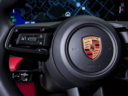 New 2026 Porsche Macan 4 Electric AWD/4WD image 20