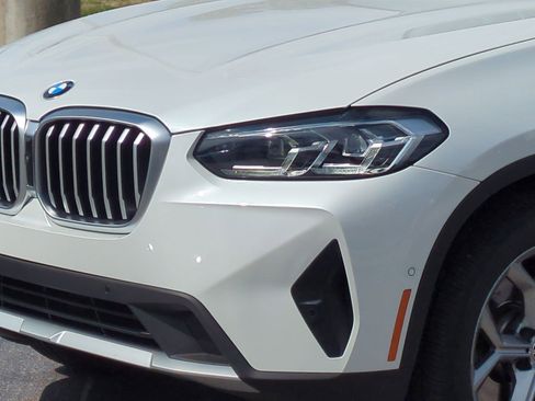 Certified 2023 BMW X3 xDrive30i w/ Premium Package image 6