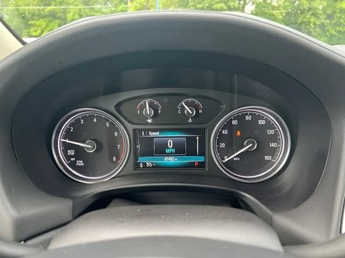 Used 2019 Buick Enclave Essence FWD image 12