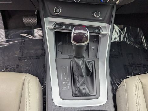 Used 2024 Audi Q3 2.0T Premium image 26