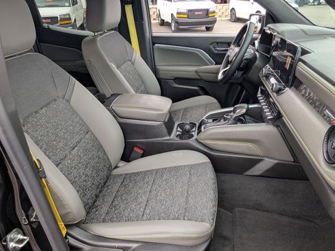 Certified 2024 Chevrolet Colorado ZR2 image 28