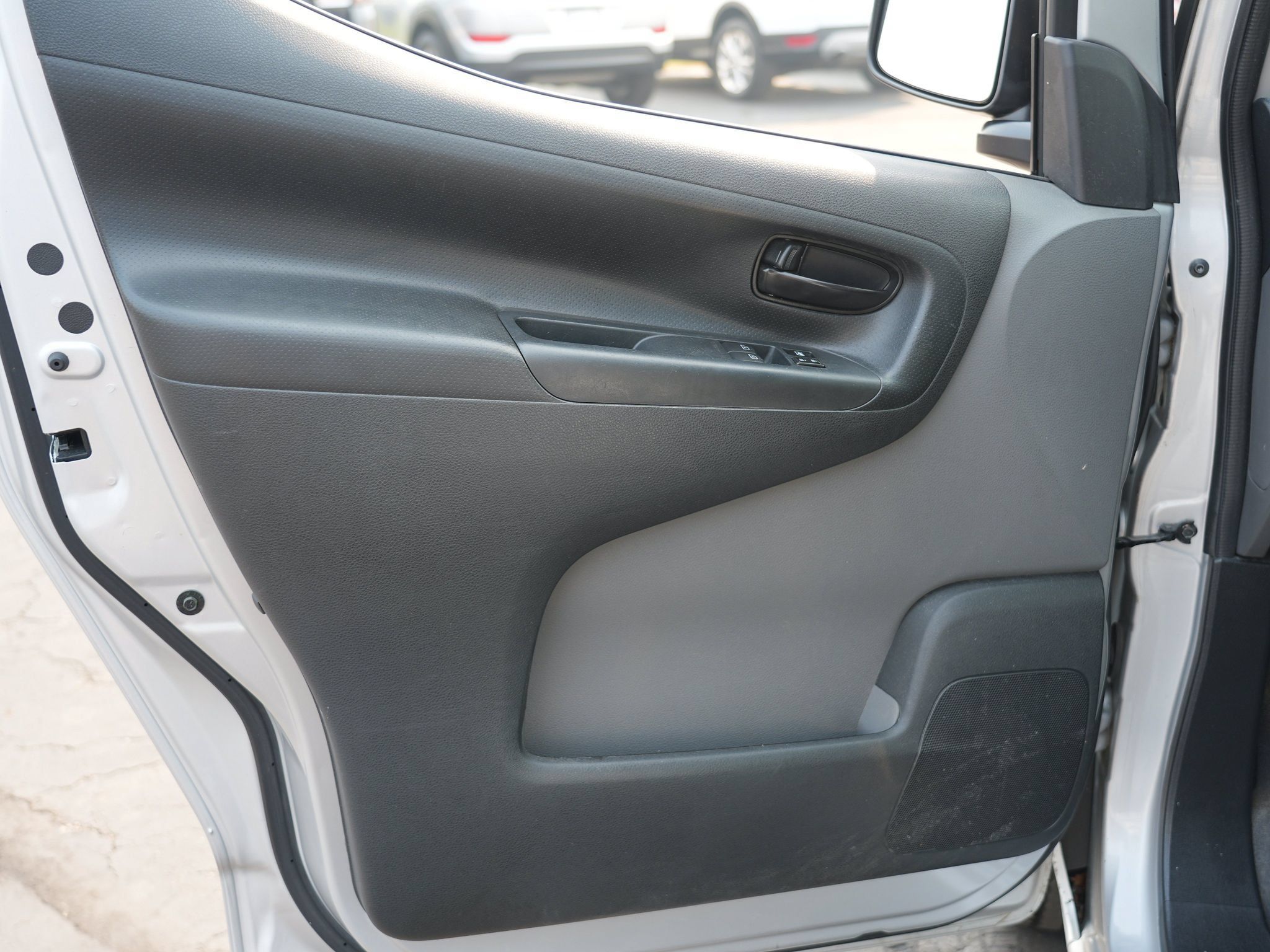 Used 2017 Chevrolet City Express LT w/ Technology Package FWD image 16