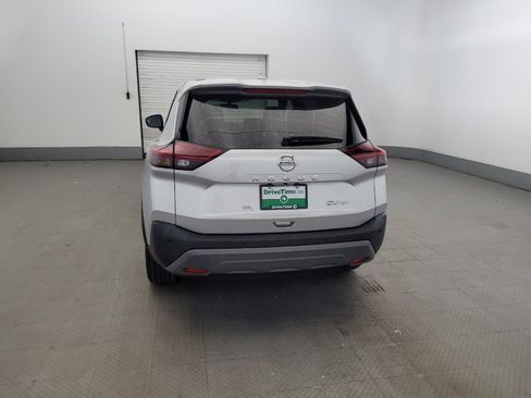Used 2021 Nissan Rogue SV AWD/4WD image 6