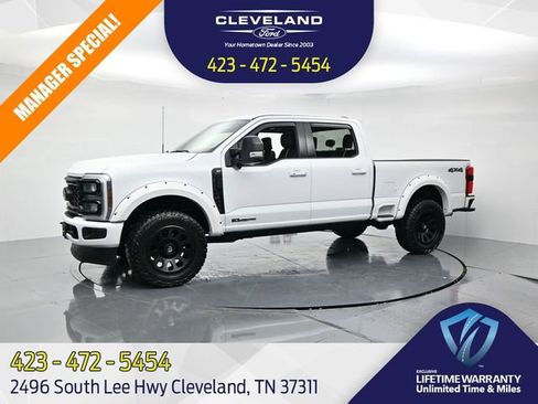 New 2025 Ford F250 XLT w/ Black Appearance Package AWD/4WD image 5