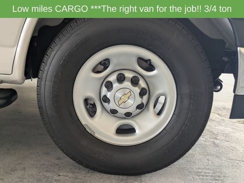 Used 2025 Chevrolet Express 2500 w/ Driver Convenience Package RWD image 11