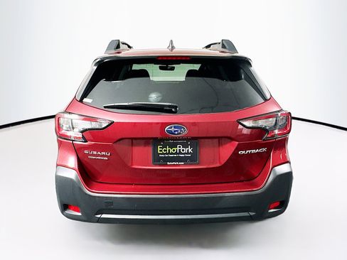 Used 2023 Subaru Outback Premium image 7