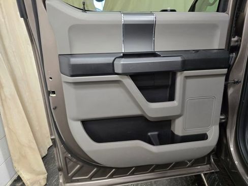 Used 2018 Ford F150 XLT w/ Equipment Group 302A Luxury image 28