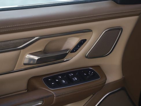 Used 2020 RAM 1500 Longhorn image 23