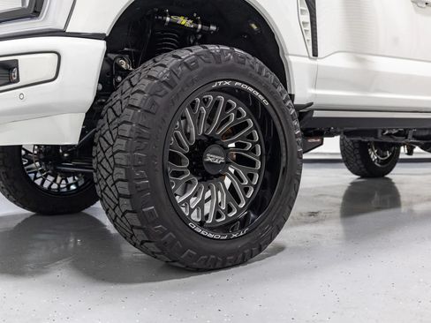 Used 2024 Ford F250 Limited w/ FX4 Off-Road Package AWD/4WD image 12