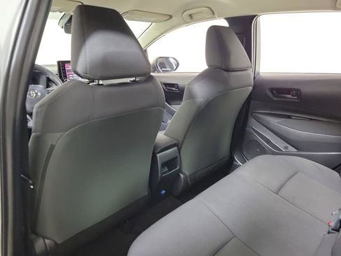 Used 2022 Toyota Corolla LE w/ LE Convenience Package FWD image 11