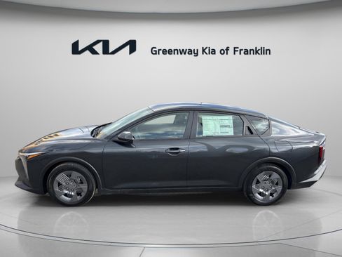 New 2025 Kia K4 LX image 4