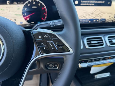 New 2026 Mercedes-Benz GLS 450 4MATIC image 24