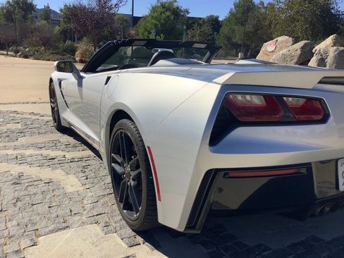 Used 2016 Chevrolet Corvette Stingray image 16