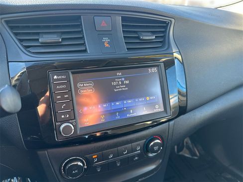 Used 2019 Nissan Sentra S image 12
