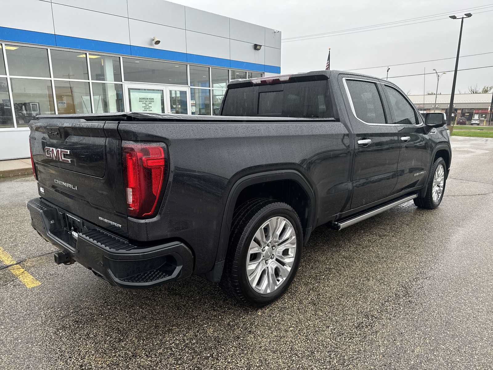 Certified 2020 GMC Sierra 1500 Denali w/ Denali Ultimate Package AWD/4WD image 17