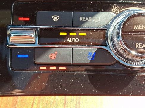 Used 2022 Lincoln Navigator Reserve image 24