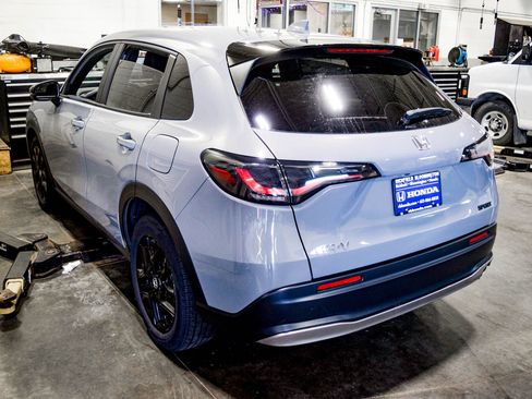 Used 2024 Honda HR-V Sport image 7