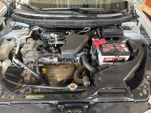 Used 2013 Nissan Rogue S AWD/4WD image 26