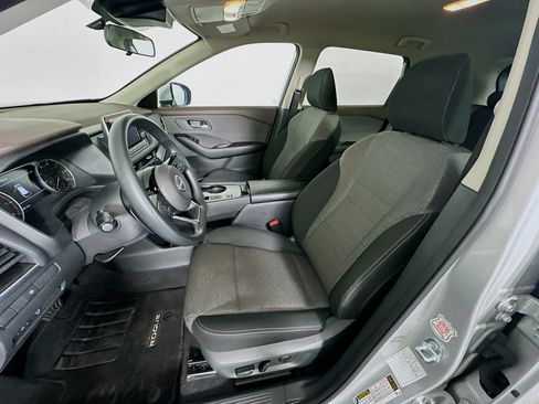 Used 2023 Nissan Rogue SV FWD image 13