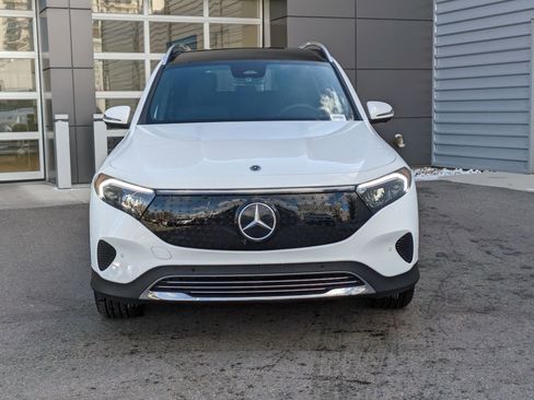 New 2025 Mercedes-Benz EQB 300 4MATIC image 9