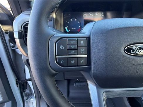 New 2025 Ford F150 Lariat w/ Equipment Group 502A High image 30