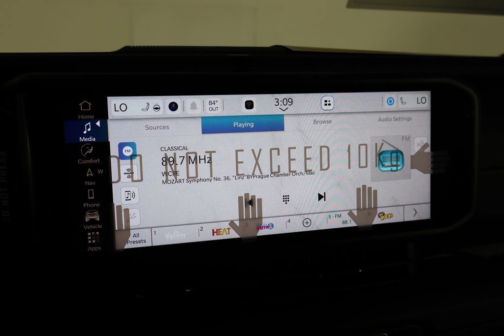 New 2027 Jeep Wrangler Unlimited Sahara AWD/4WD image 30