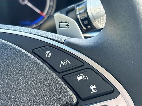 Used 2024 Genesis G80 image 38