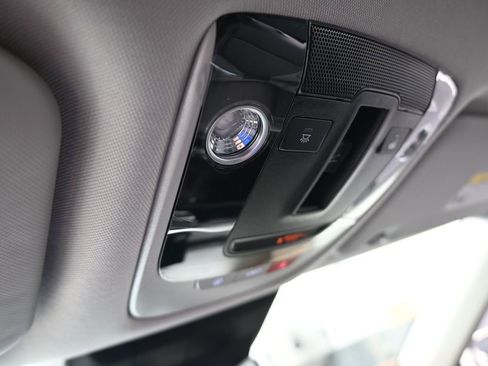 Used 2022 Kia Seltos EX image 32