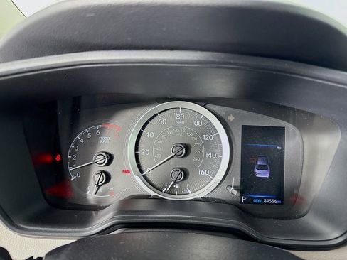 Used 2020 Toyota Corolla LE image 19