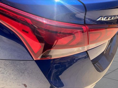 Used 2022 Hyundai Accent SE FWD image 28