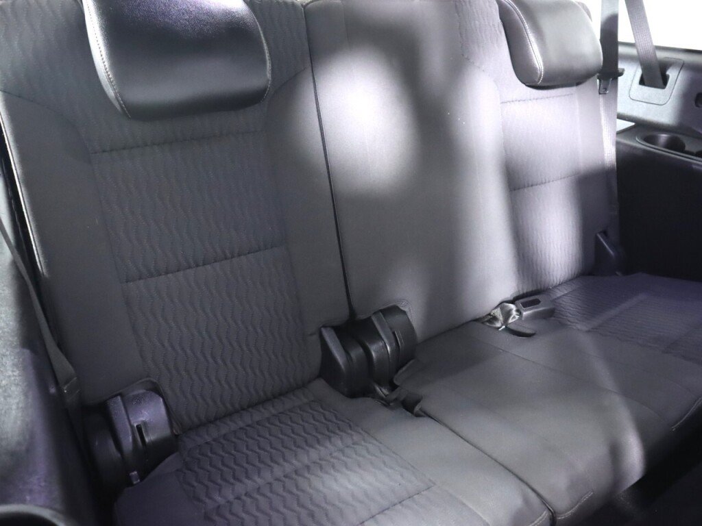 Used 2019 Chevrolet Suburban LS AWD/4WD image 36