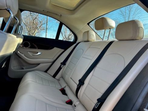 Used 2018 Mercedes-Benz C 300 4MATIC Sedan image 18