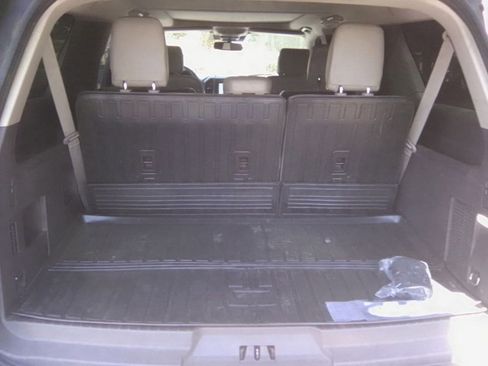 Used 2020 Ford Expedition Max XLT w/ Equipment Group 202A RWD image 6