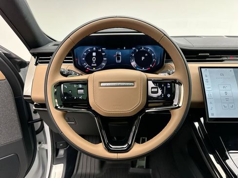 Used 2025 Land Rover Range Rover Sport Dynamic SE image 14