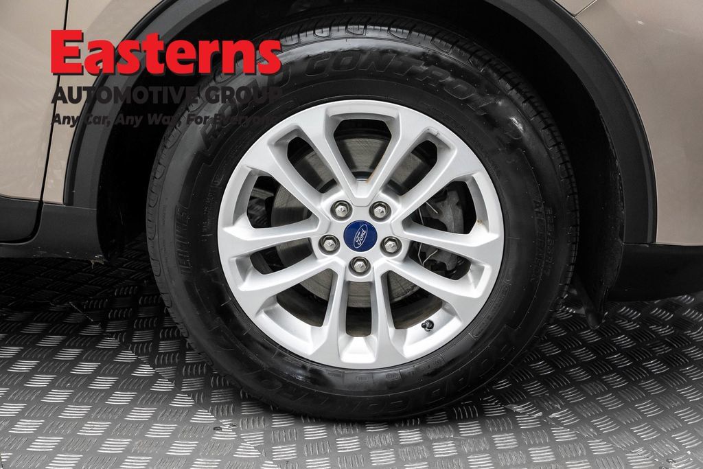 Used 2020 Ford Escape SE AWD/4WD image 31