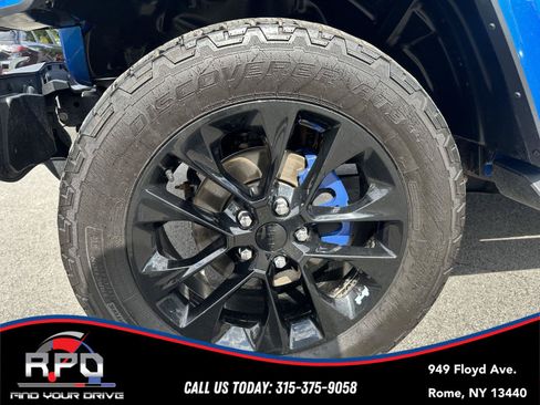 Used 2021 Jeep Wrangler Unlimited Sahara w/ Cold Weather Group AWD/4WD image 10