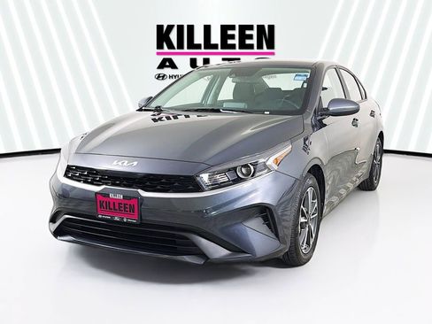 Used 2024 Kia Forte LXS image 3