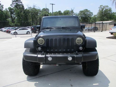 Used 2014 Jeep Wrangler Unlimited Sport AWD/4WD image 4