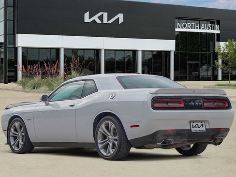 Used 2020 Dodge Challenger R/T image 5